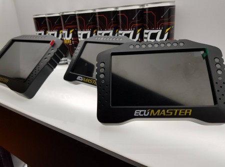 EcuMaster ADU7 7 inch display racing