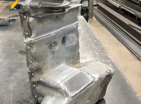 Volvo 240 244 242 solid whiteblock T5 T6 engine mounts required modification of oil pan